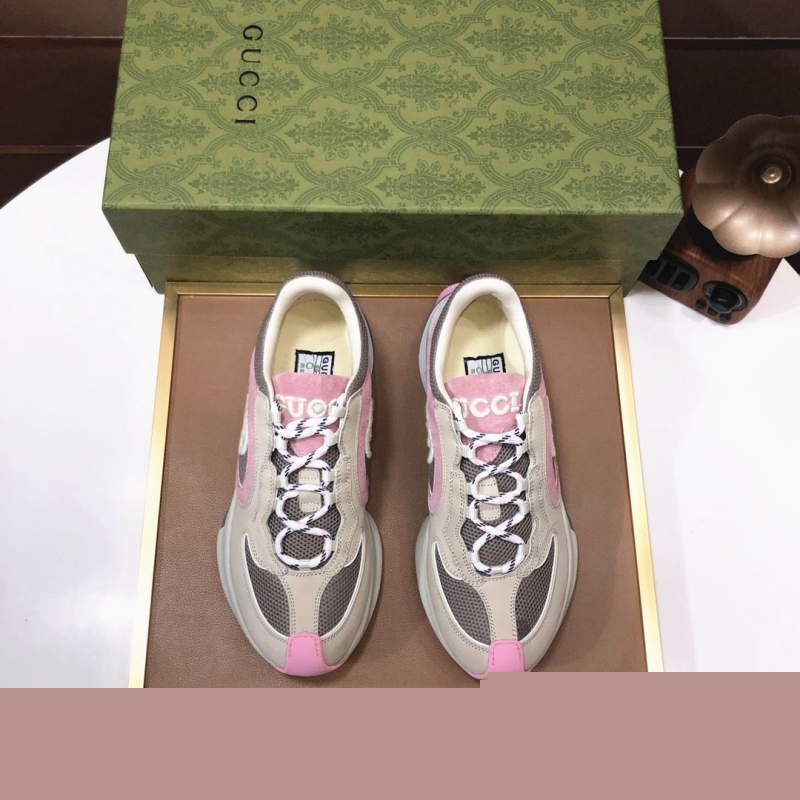 G*u*i casual shoes